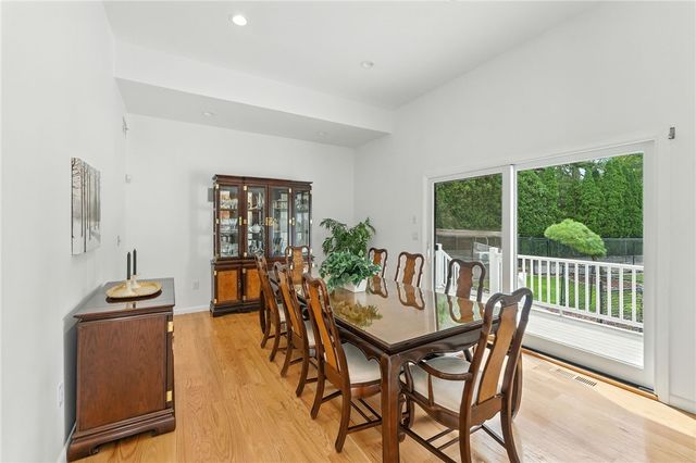 129 Valerie Court, Cranston, RI 02921