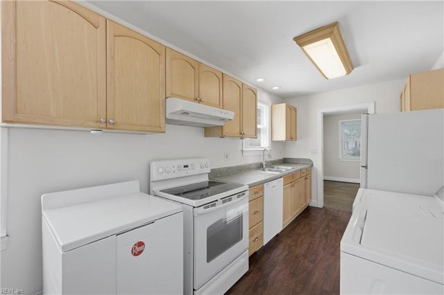 318 E Evans ST, Norfolk, VA 23503