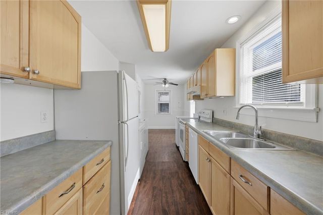 318 E Evans ST, Norfolk, VA 23503