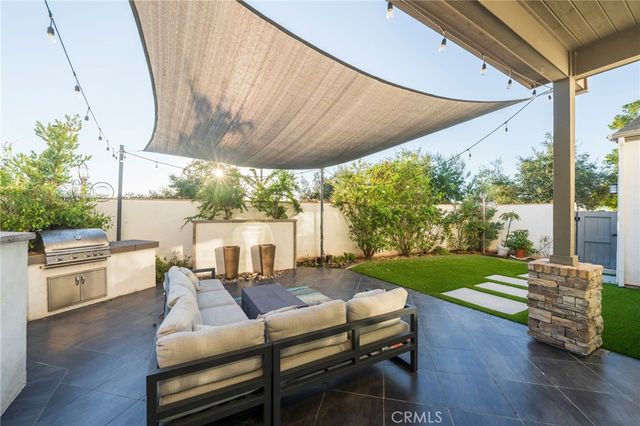 102 Spectacle, Irvine, CA 92618