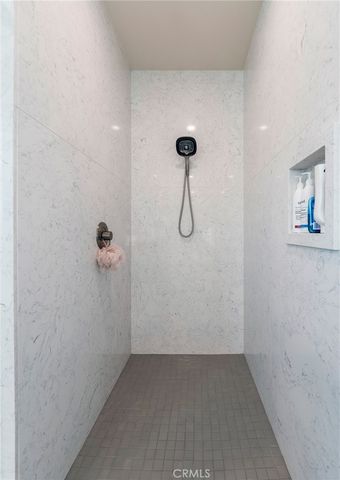 102 Spectacle, Irvine, CA 92618