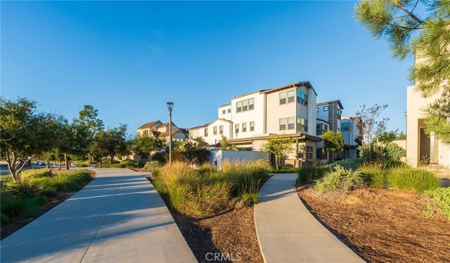 102 Spectacle, Irvine, CA 92618