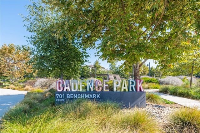 102 Spectacle, Irvine, CA 92618