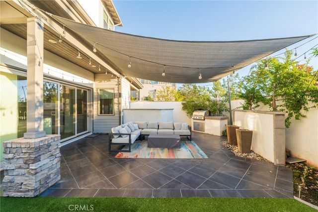 102 Spectacle, Irvine, CA 92618