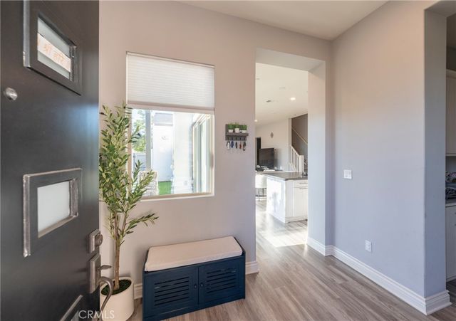 102 Spectacle, Irvine, CA 92618