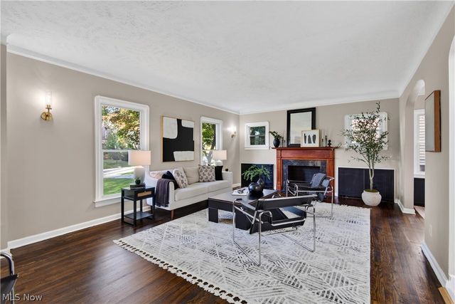 3582 Raymont Boulevard, University Heights, OH 44118