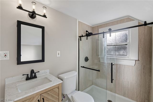 3582 Raymont Boulevard, University Heights, OH 44118