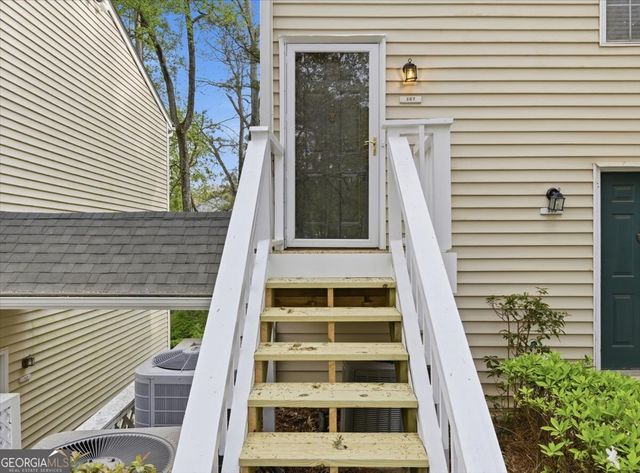 307 Glenleaf Drive, Peachtree Corners, GA 30092