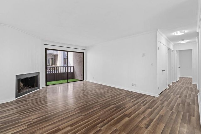 3209 Midway Dr 203, San Diego, CA 92110