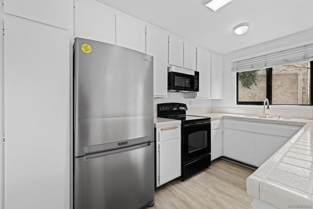 3209 Midway Dr 203, San Diego, CA 92110