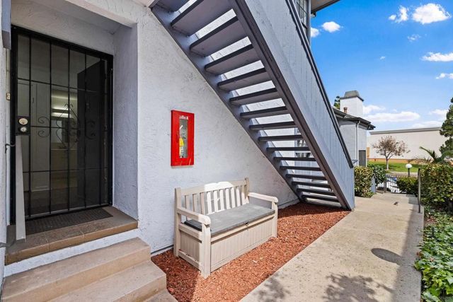 3209 Midway Dr 203, San Diego, CA 92110