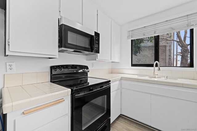 3209 Midway Dr 203, San Diego, CA 92110