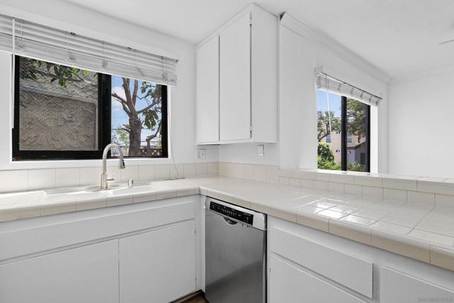 3209 Midway Dr 203, San Diego, CA 92110