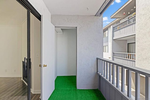 3209 Midway Dr 203, San Diego, CA 92110