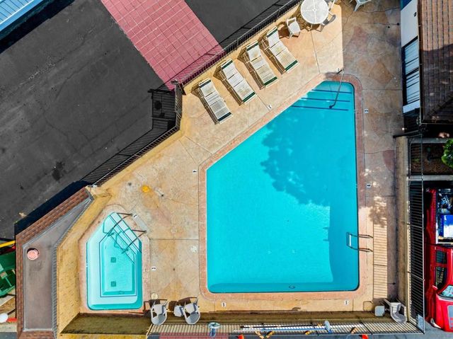 3209 Midway Dr 203, San Diego, CA 92110