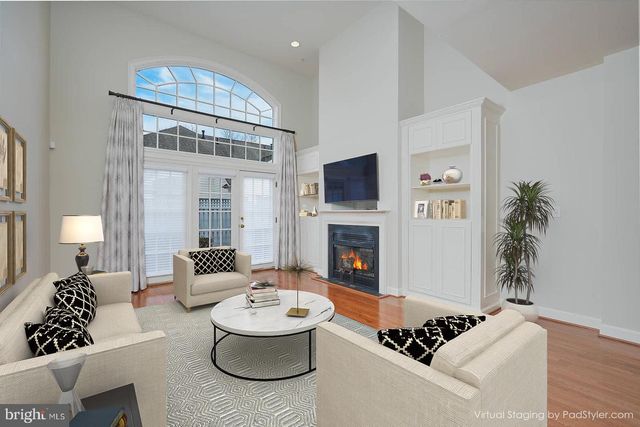 300 LISA OAKS WAY, Rockville, MD 20850