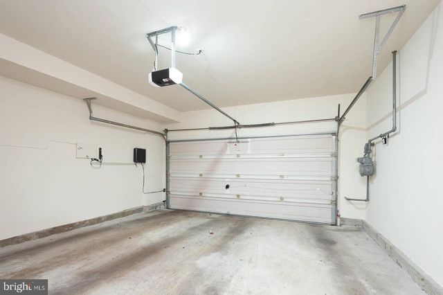 300 LISA OAKS WAY, Rockville, MD 20850