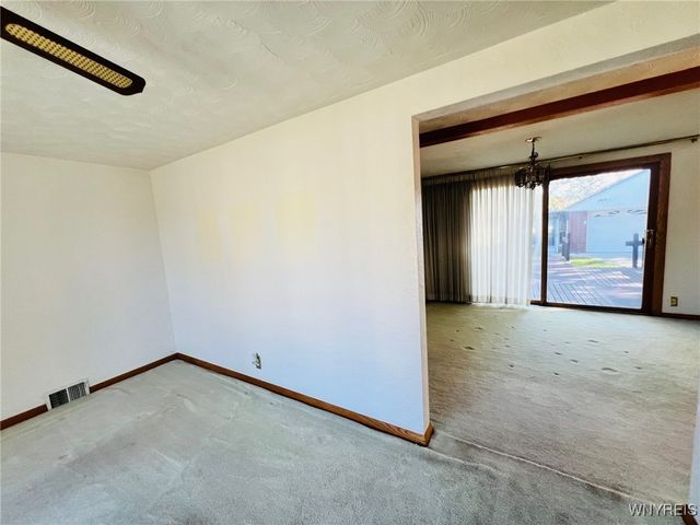 4867 Morgan Parkway, Hamburg, NY 14075