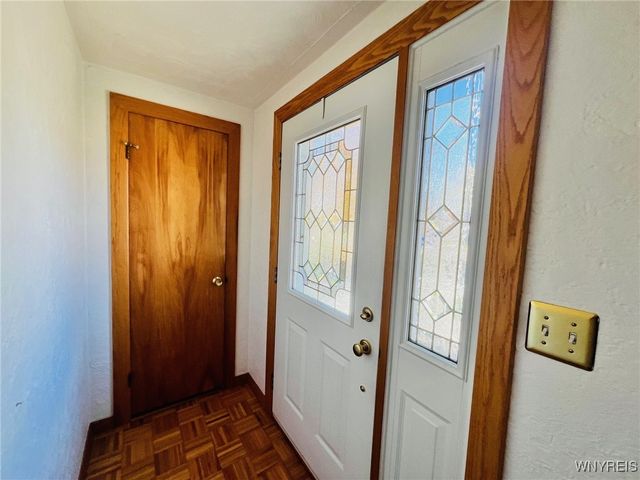 4867 Morgan Parkway, Hamburg, NY 14075