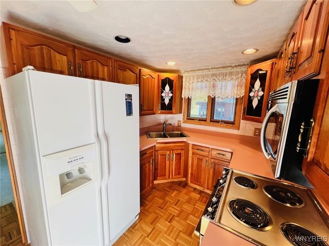 4867 Morgan Parkway, Hamburg, NY 14075