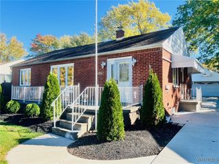 4867 Morgan Parkway, Hamburg, NY 14075