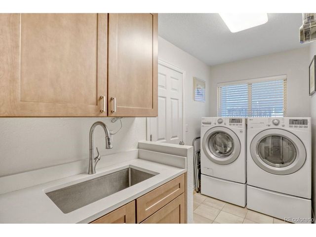 1011 S Valentia St 132, Denver, CO 80247