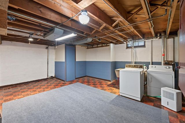 5715 11th Avenue S, Minneapolis, MN 55417