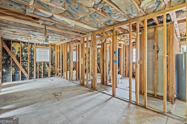 178 Southern Shores Road, Jackson, GA 30233
