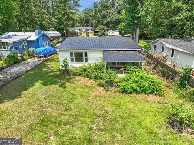 178 Southern Shores Road, Jackson, GA 30233