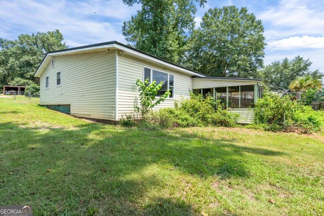 178 Southern Shores Road, Jackson, GA 30233
