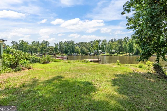178 Southern Shores Road, Jackson, GA 30233