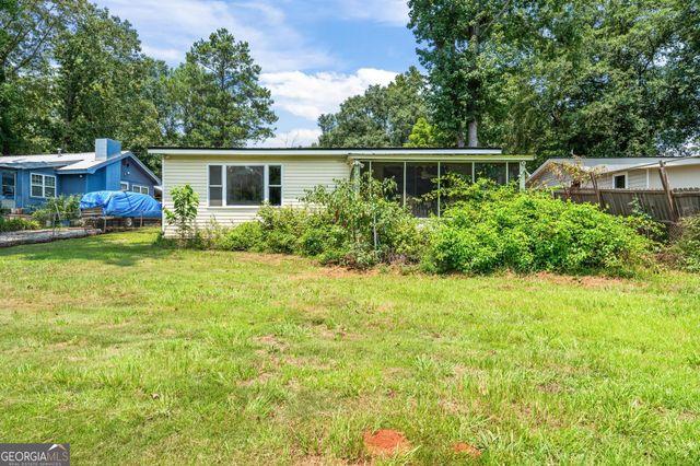 178 Southern Shores Road, Jackson, GA 30233