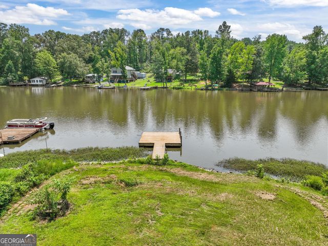 178 Southern Shores Road, Jackson, GA 30233