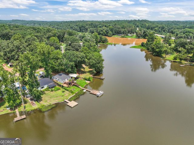 178 Southern Shores Road, Jackson, GA 30233