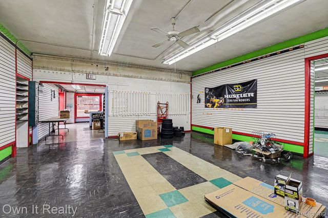 27427 Joy Road, Westland, MI 48185