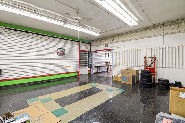 27427 Joy Road, Westland, MI 48185