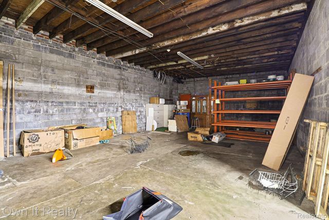 27427 Joy Road, Westland, MI 48185