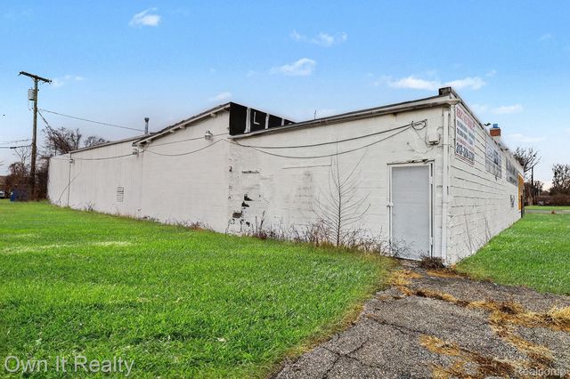 27427 Joy Road, Westland, MI 48185