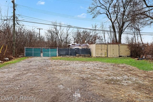 27427 Joy Road, Westland, MI 48185