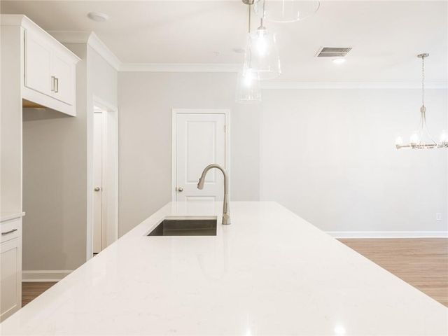 546 Feldspar Way, Lawrenceville, GA 30043