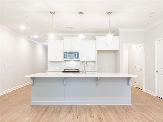 546 Feldspar Way, Lawrenceville, GA 30043