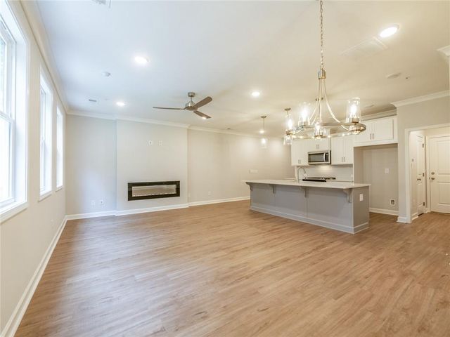 546 Feldspar Way, Lawrenceville, GA 30043