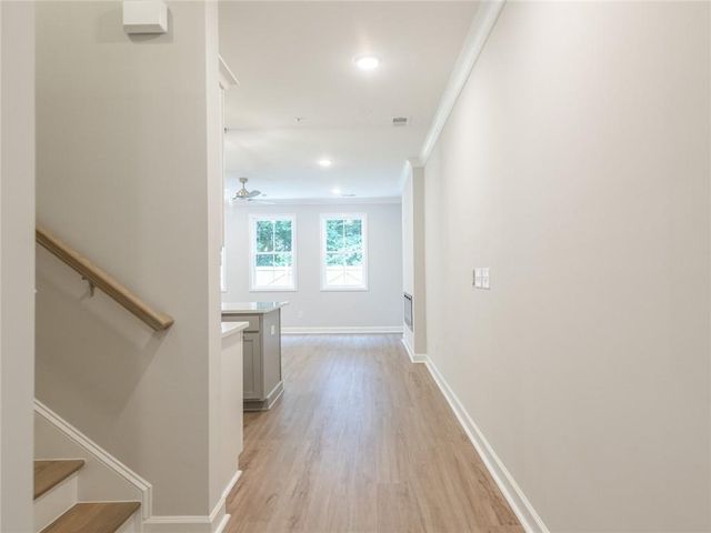 546 Feldspar Way, Lawrenceville, GA 30043