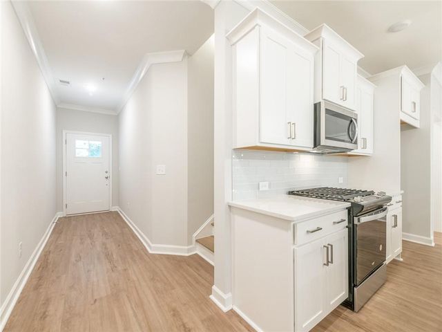 546 Feldspar Way, Lawrenceville, GA 30043