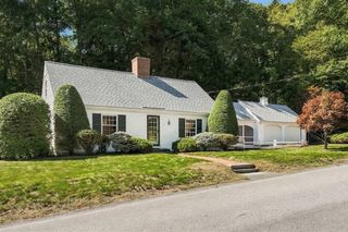 15 Pleasant View Avenue, Concord, NH 03301