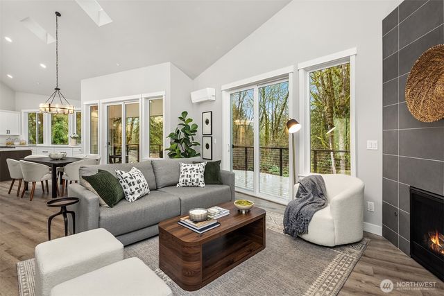 18631 296th Place, Duvall, WA 98019