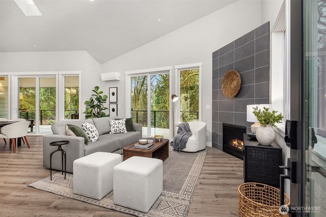 18631 296th Place, Duvall, WA 98019