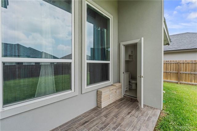 1708 Ozark Avenue, Mcallen, TX 78504