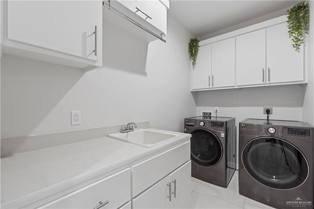 1708 Ozark Avenue, Mcallen, TX 78504