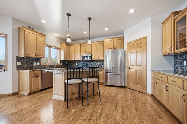 5135 Country Circle, Loretto, MN 55357